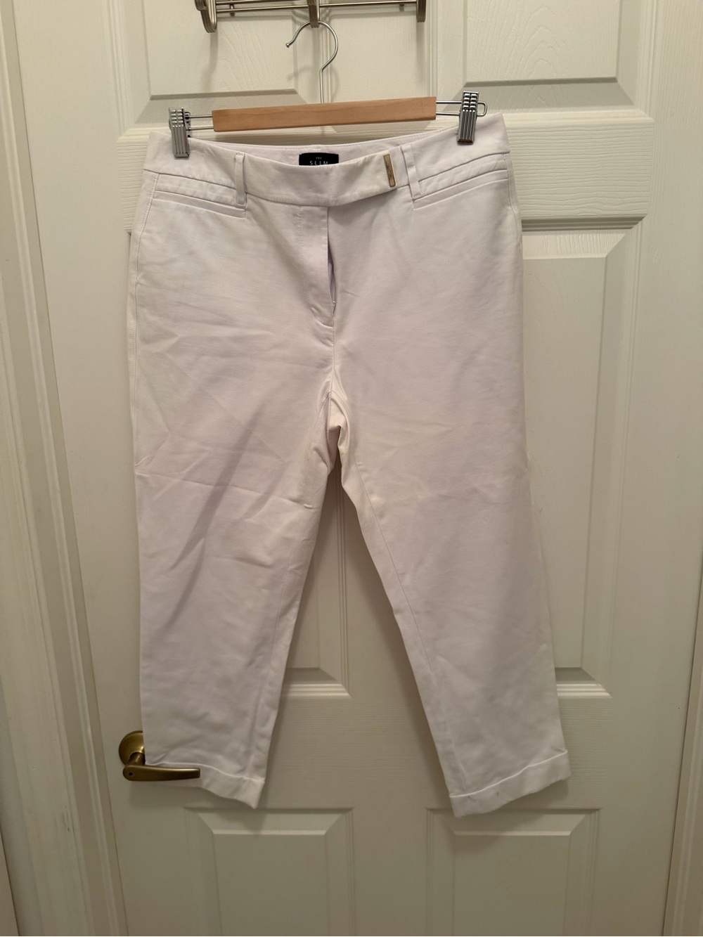 White House Black Market White Cropped Ankle Pants